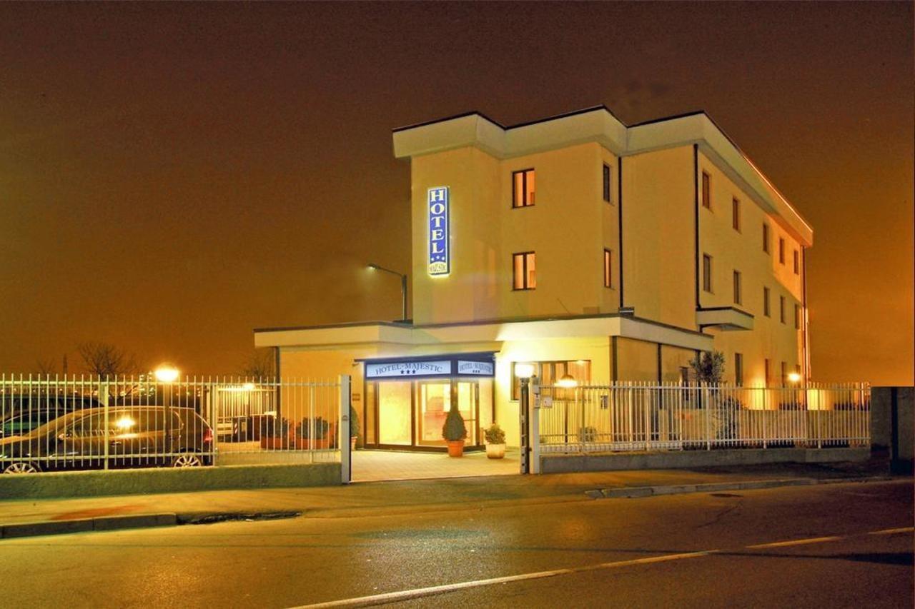 Hotel Majestic San Giuliano Milanese Zewnętrze zdjęcie