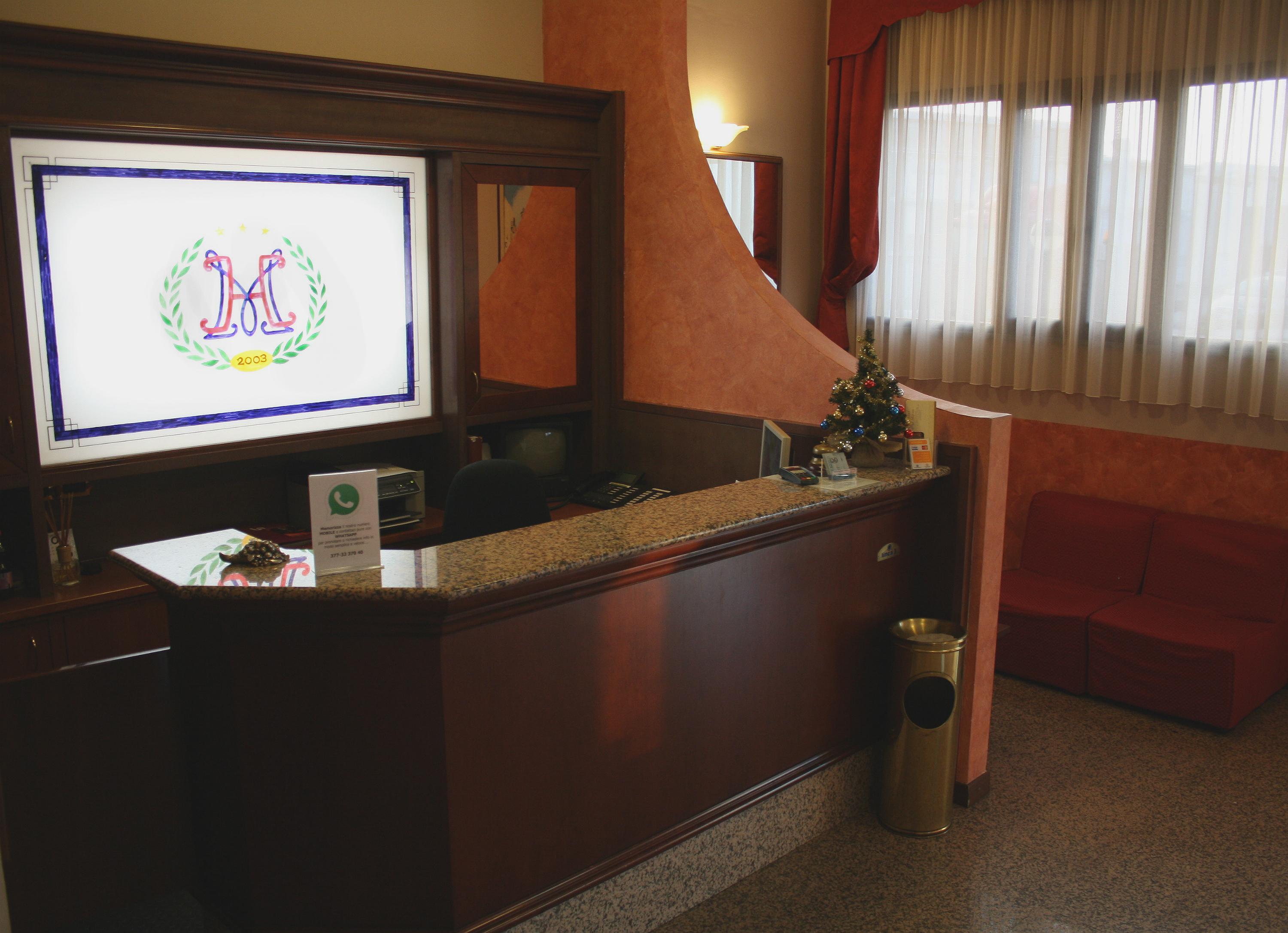 Hotel Majestic San Giuliano Milanese Zewnętrze zdjęcie