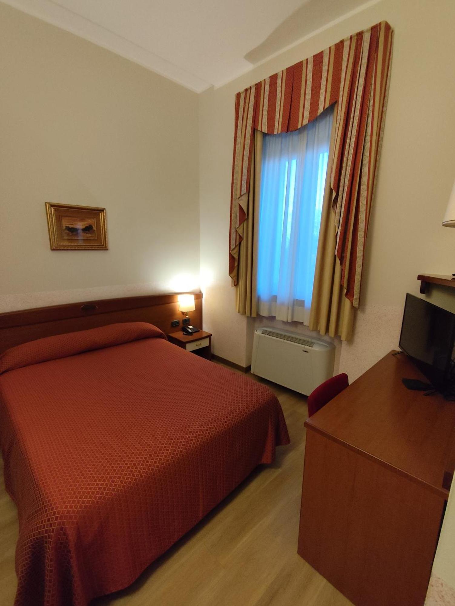 Hotel Majestic San Giuliano Milanese Zewnętrze zdjęcie