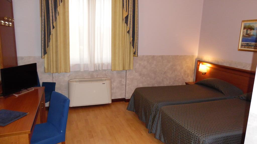 Hotel Majestic San Giuliano Milanese Zewnętrze zdjęcie
